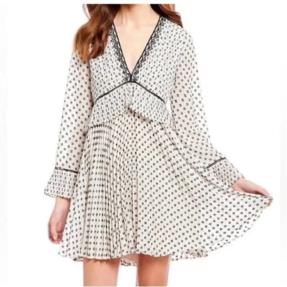 CHELSEA & VIOLET Dress WOMENS Midi TIERED RUFFLE Polka Dot  LONG SLEEVE SZ Large